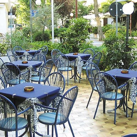 Hotel Aquila D'Oro Misano Adriatico Εξωτερικό φωτογραφία