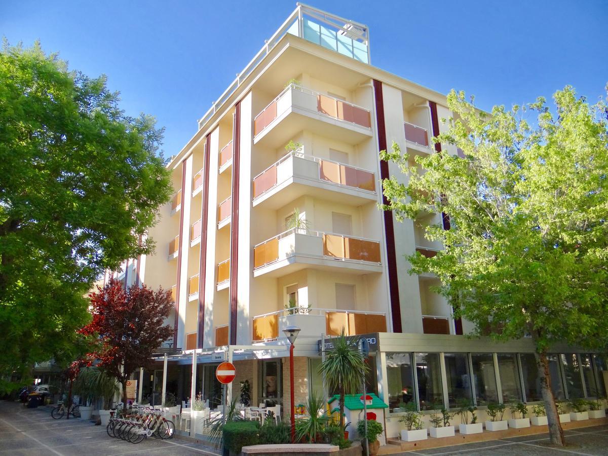 Hotel Aquila D'Oro Misano Adriatico Εξωτερικό φωτογραφία
